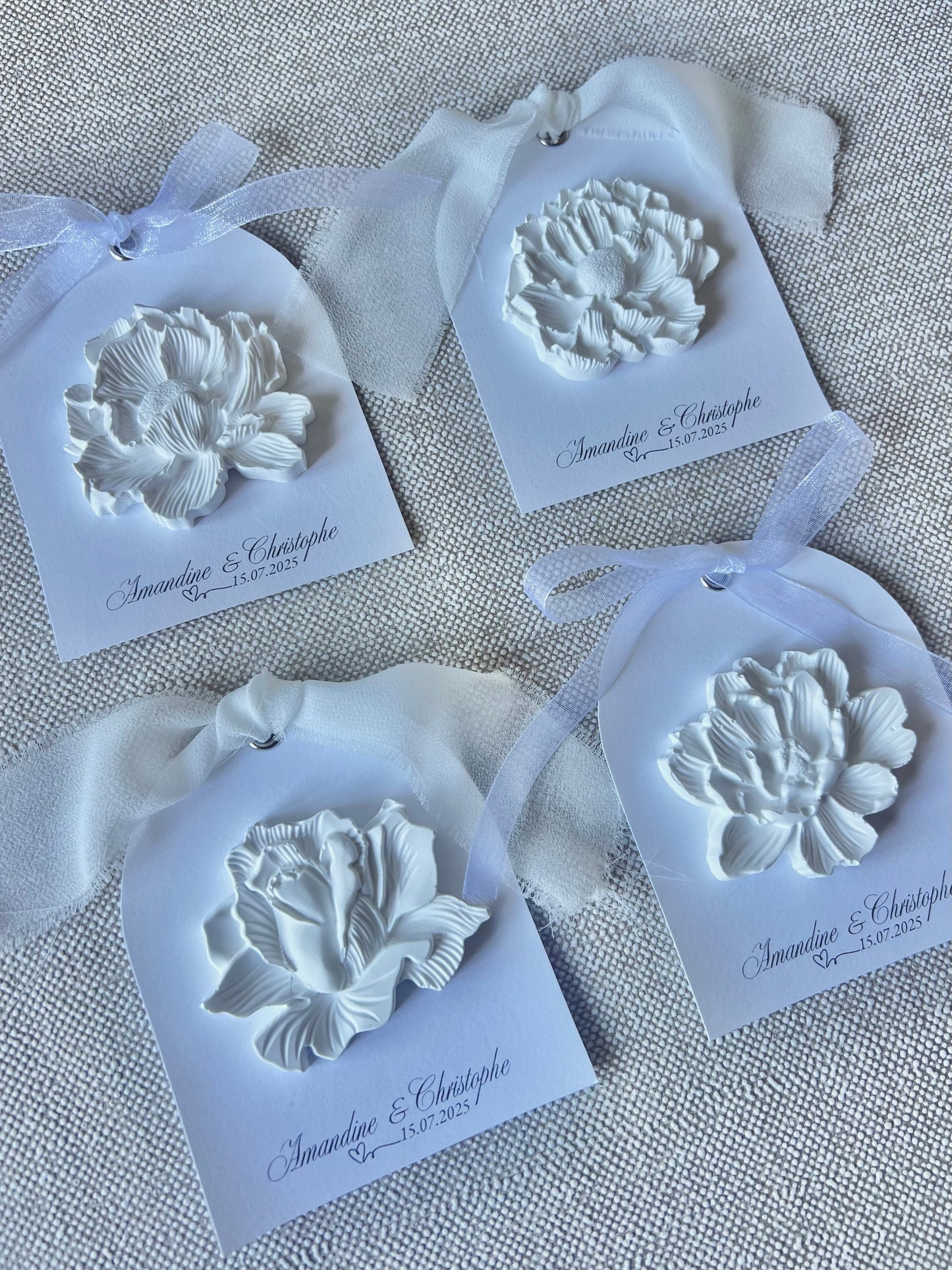 Carte avec Diffuseur en plâtre "Roses" - Cadeaux invités