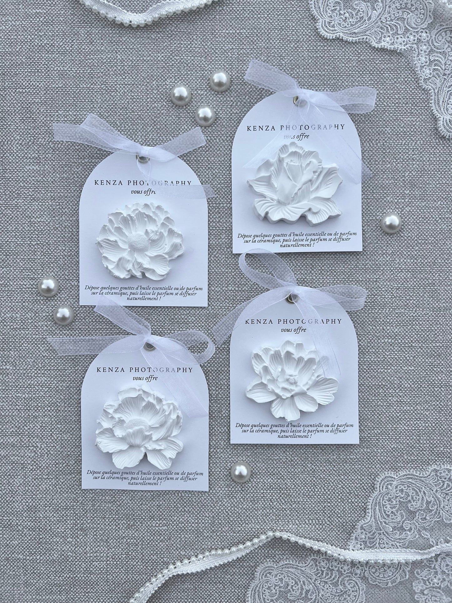 Carte avec Diffuseur en plâtre "Roses" - Cadeaux invités