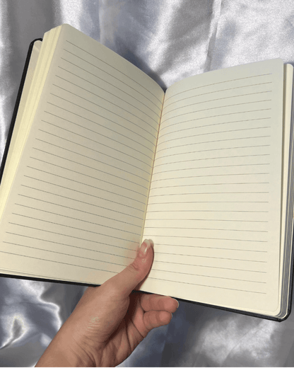 Carnet personnalisé Noir - Prénom doré à la main