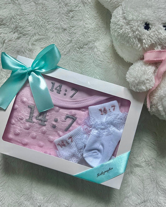 Coffret cadeau naissance brodé - Set 3 pièces