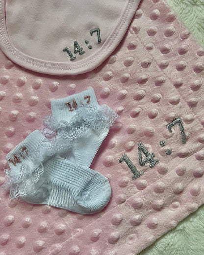Coffret cadeau naissance brodé - Set 3 pièces